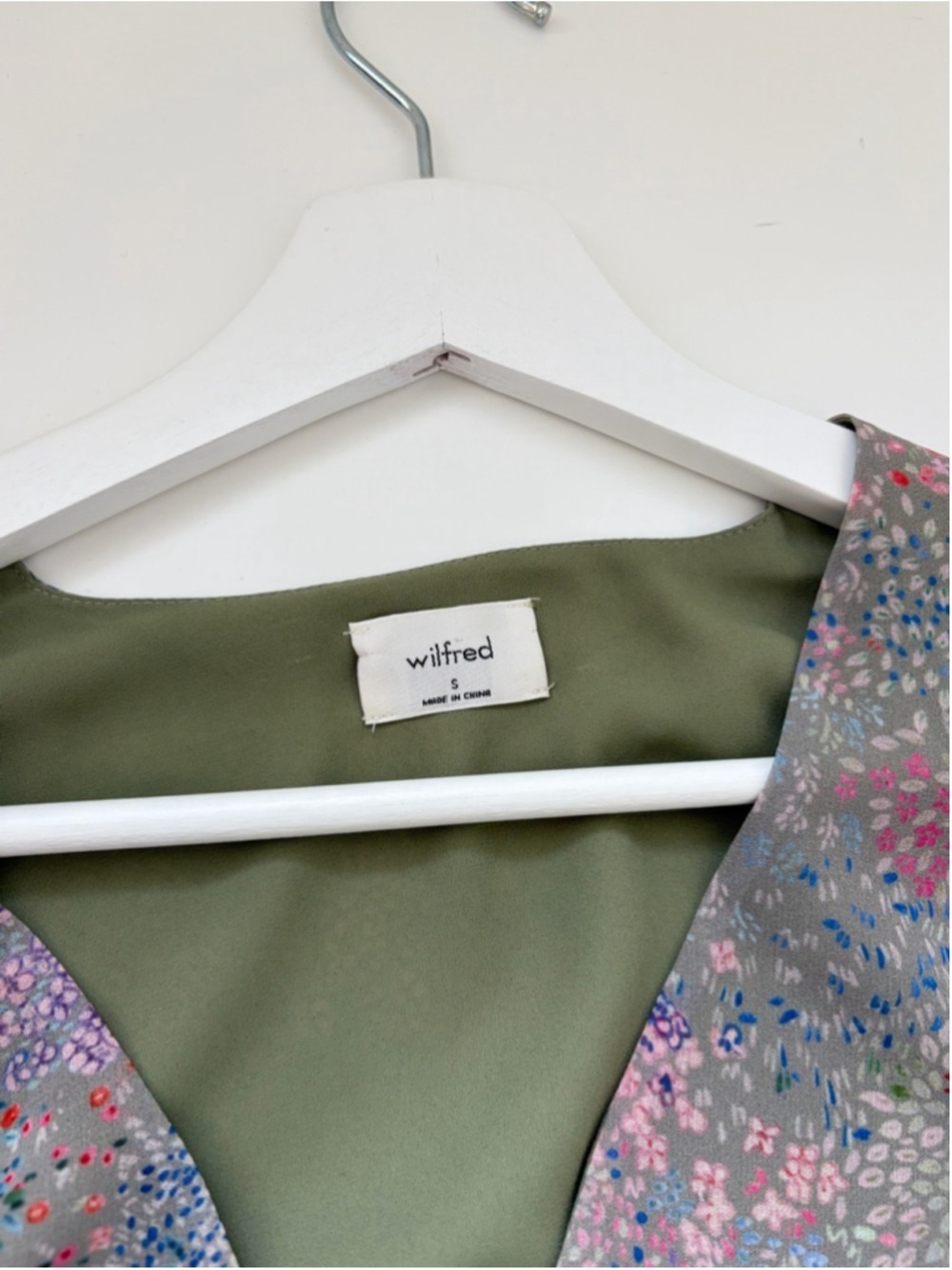 ARITZIA Wilfred Wistful Blouse - Picture 6 of 9